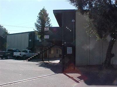4452 Cotton Ct in Stockton, CA - Foto de edificio