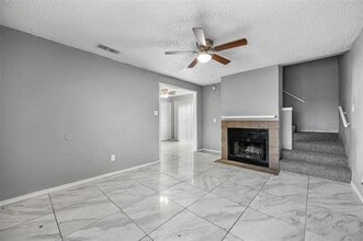 3034 Tudor Ln in Irving, TX - Building Photo - Building Photo
