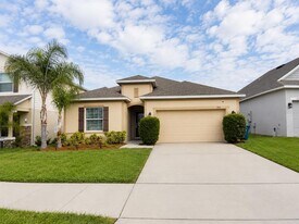 410 Taft Dr in Davenport, FL - Building Photo