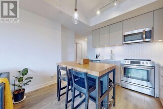 30 Ordnance St in Toronto, ON - Building Photo - Building Photo