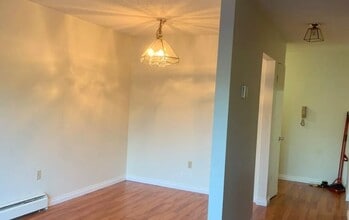 8131 Ryan Rd in Richmond, BC - Building Photo - Building Photo