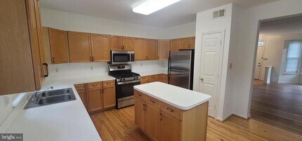46858 Lawnes Creek Terrace in Sterling, VA - Building Photo - Building Photo