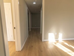 981 W Oak St in Stephenville, TX - Building Photo - Building Photo