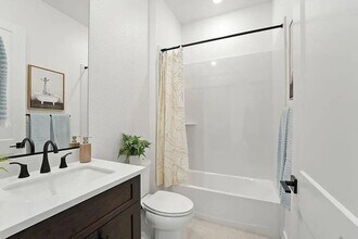 3579 Edgewood Dr in Folsom, CA - Building Photo - Building Photo