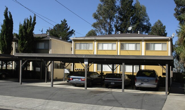 47 Alan Ct in San Pablo, CA - Foto de edificio - Building Photo