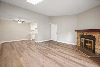 18133 E Kentucky Ave, Unit Spacious 3 bed, 2 bath in Aurora, CO - Foto de edificio - Building Photo