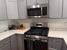 1501 E Baltimore St in Baltimore, MD - Building Photo
