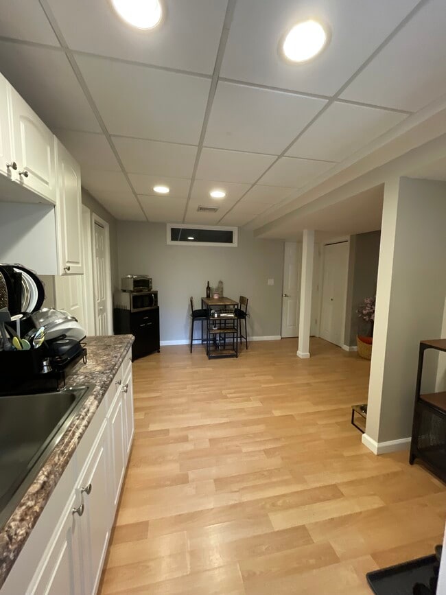 18 Old Neck Ct in Manorville, NY - Building Photo - Building Photo