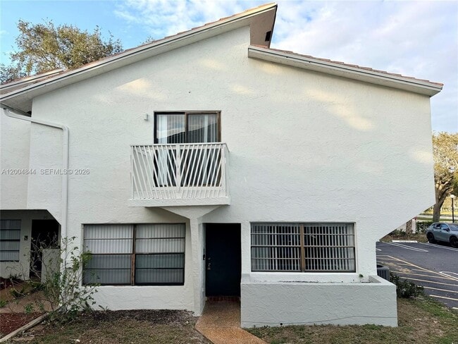 property at 2580 Coral Springs Dr