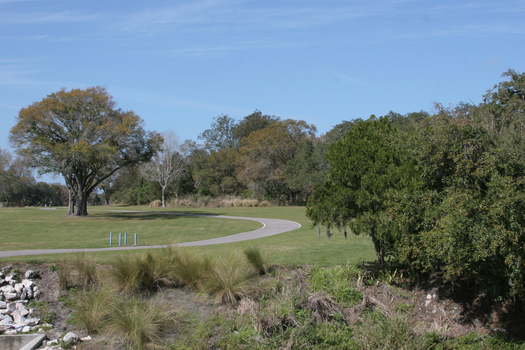 Friendly Village Of Kapok Mhp in Clearwater, FL - Building Photo