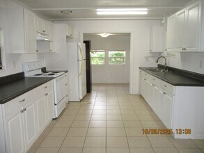1304 Arroyo Pkwy in Ormond Beach, FL - Building Photo - Building Photo