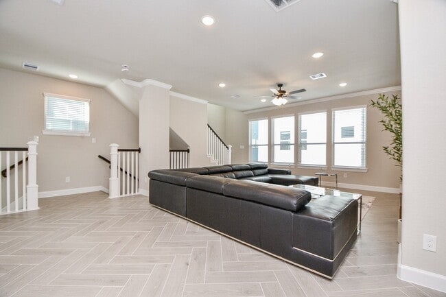 property at 2033 Millbridge Spring Ln