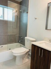 1515 NE 110th St in Miami, FL - Building Photo - Building Photo