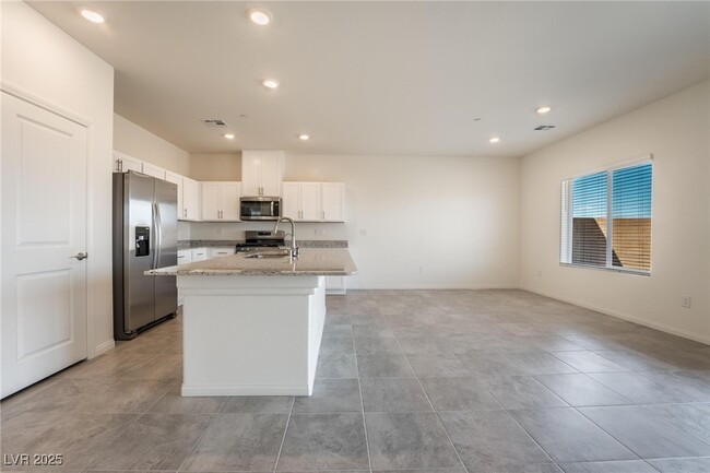 property at 4496 Mahogany Hls Ave