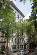 235 W 108th St in New York, NY - Foto de edificio - Building Photo