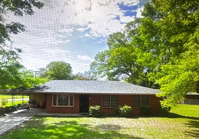 property at 103 Alexander Dr