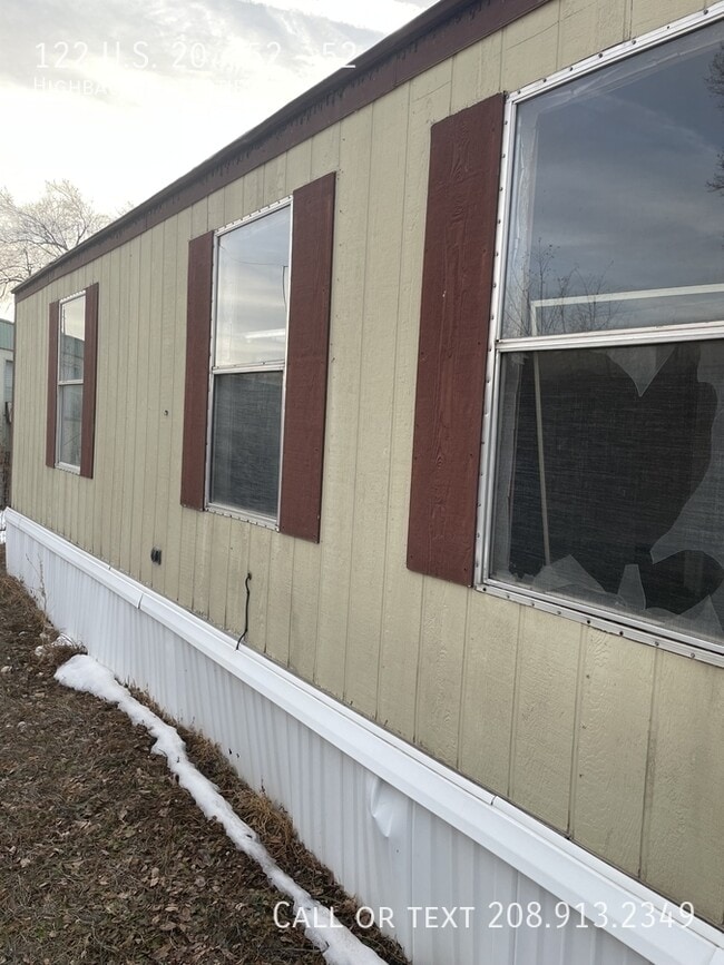 property at 122 US-20
