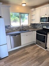 4913 Front St in Shasta Lake, CA - Building Photo - Building Photo