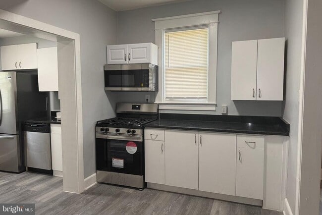 2502 Halcyon Ave in Baltimore, MD - Building Photo - Building Photo