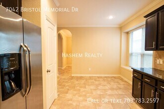 7042 Bristol Memorial Dr in Spring, TX - Building Photo - Building Photo