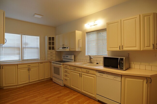 1209 S J St in Tacoma, WA - Building Photo - Building Photo