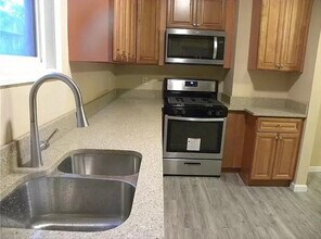 2038 Watson St in Pittsburgh, PA - Building Photo - Building Photo