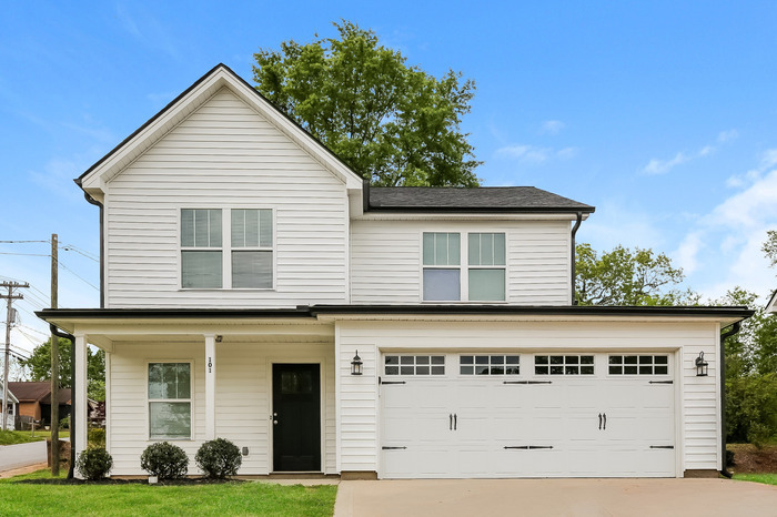 101 Mountain View Ave in Greer, SC - Building Photo