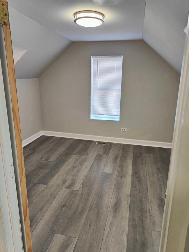 1262 S Fairfield Ave, Unit 2 in Chicago, IL - Building Photo - Building Photo