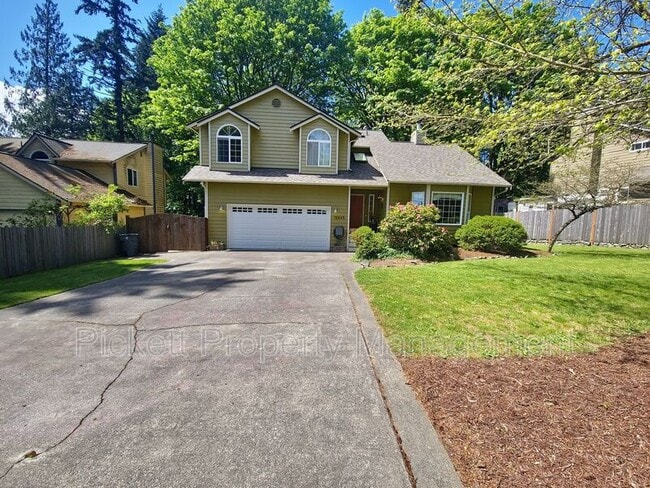 property at 18845 NE Meadow Run Dr