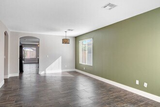 10932 Civiletti St in Las Vegas, NV - Building Photo - Building Photo