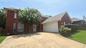 6111 Sea Island Trail in Arlington, TX - Building Photo