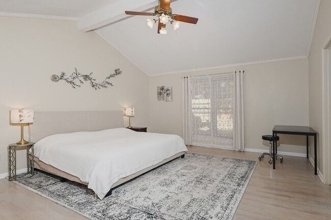 property at 99 N Deerfoot Cir