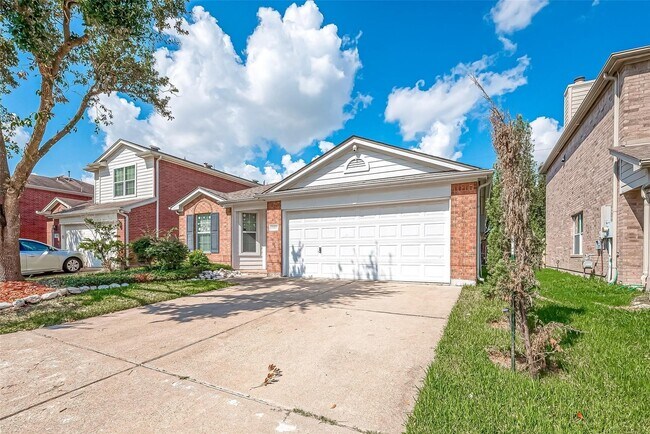 10407 Marble Crest Dr in Houston, TX - Building Photo - Building Photo