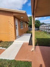 4447 NW 169th Terrace in Miami Gardens, FL - Building Photo - Building Photo