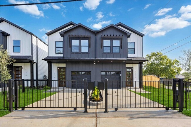 property at 4125 Shelby Cir