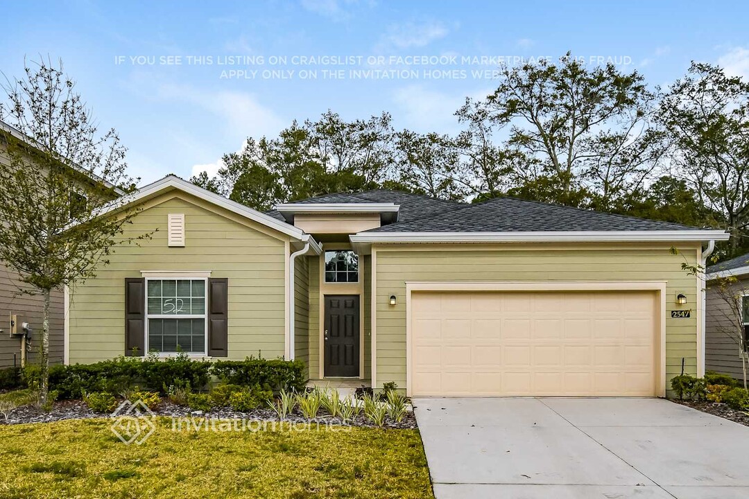 2547 Laylas Wy in Jacksonville, FL - Building Photo