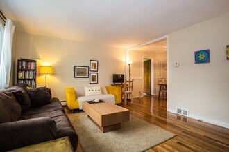 36 Morningside Ave in Cresskill, NJ - Building Photo - Building Photo