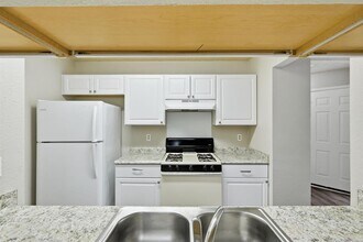 2131 Andover Dr in Round Rock, TX - Building Photo - Building Photo