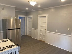2 Meade St in Worcester, MA - Building Photo - Building Photo