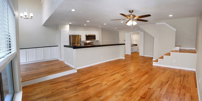 property at 6723 Eastridge Dr