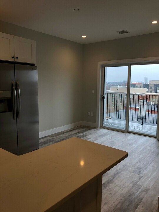 1455 Tremont St, Unit 404 in Boston, MA - Building Photo