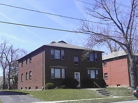 1011 Englewood Ave Apartments