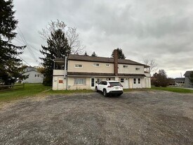 R2617 Bedford St in Johnstown, PA - Building Photo