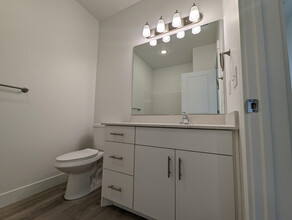 472 W 40 S, Unit 1 Bed Condo in Providence, UT - Building Photo - Building Photo
