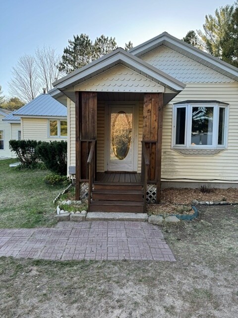 2928 S Mackinaw Trl, Unit Main in Cadillac, MI - Foto de edificio