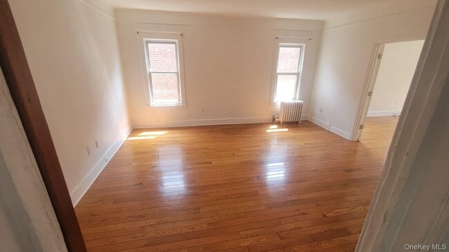 property at 1630 Mayflower Ave
