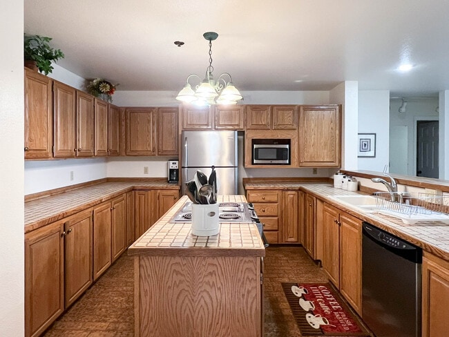 property at 315 E 12th Ave