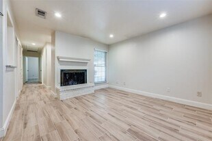 3051 Airhaven St in Dallas, TX - Building Photo