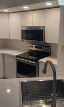 731 Vista Isles Dr, Unit 1511 in Plantation, FL - Building Photo - Building Photo