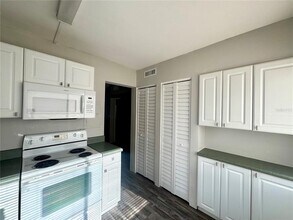 6700 1st Ave S in St. Petersburg, FL - Building Photo - Building Photo